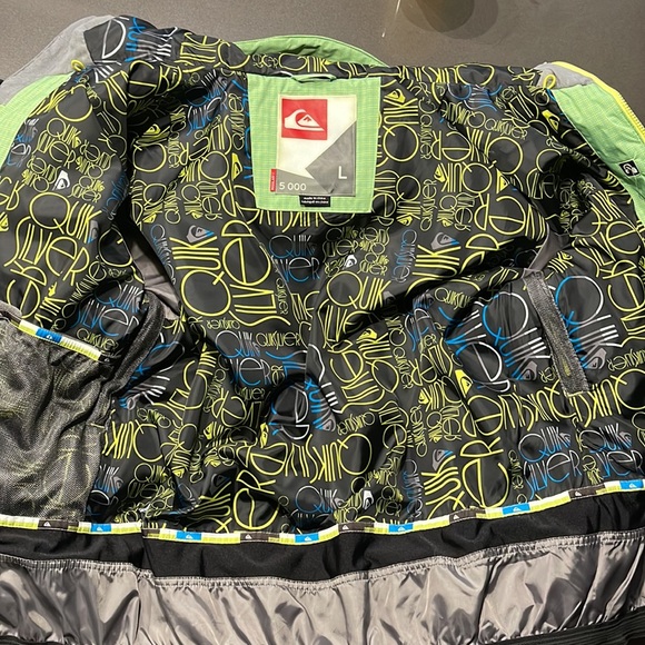 Quicksilver Coat - Picture 2 of 4